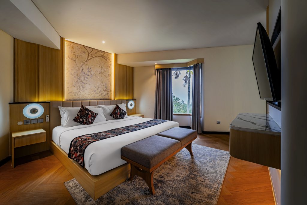 Executive Room